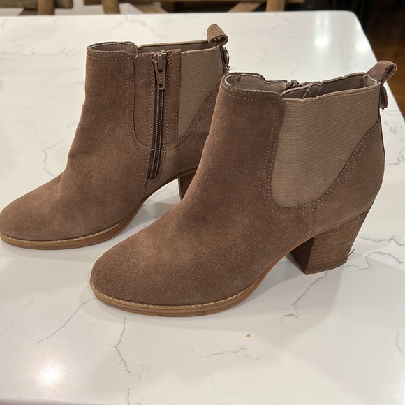 Steve Madden taupe ankle booties - Picture 6 of 7